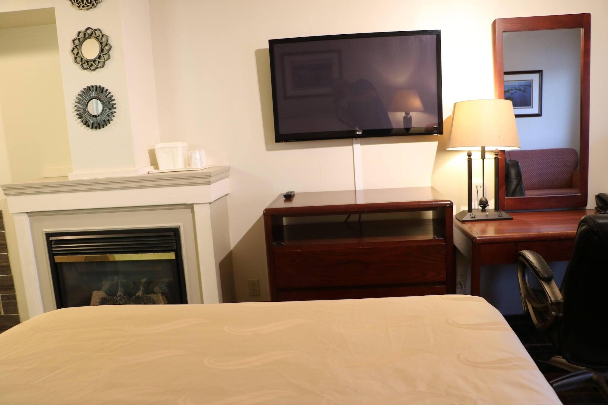 גאנאנוק Quality Inn & Suites 1000 Islands מראה חיצוני תמונה